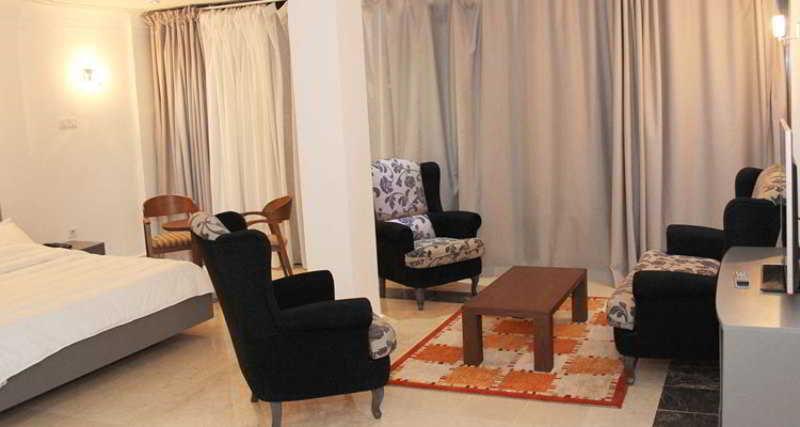 Medina Hotel Boumerdes Bagian luar foto